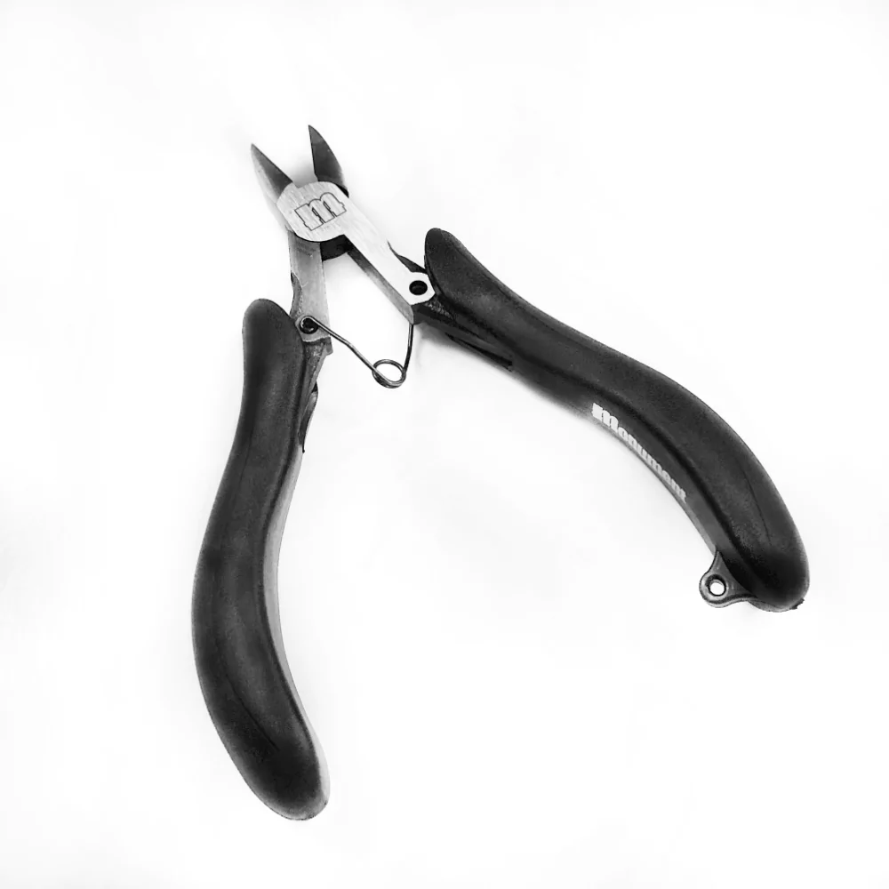 black handled hobby clippers