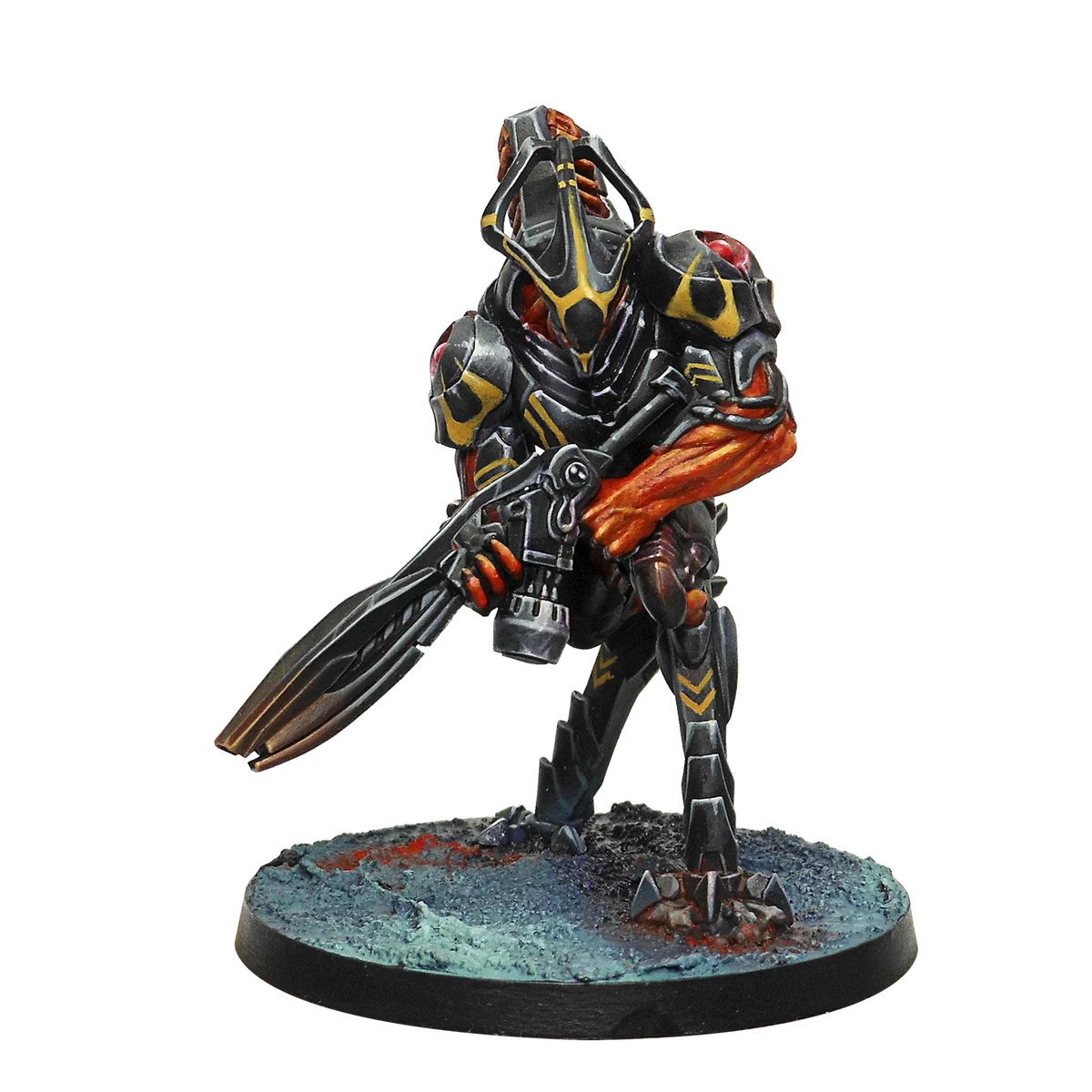 painted miniature of alien in black and yellow armor